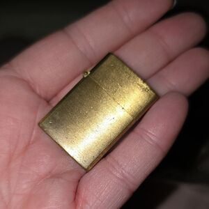 Elegant Vintage Brass 1994 Zippo  Gold Pocket Lighter